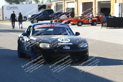 media/Nov-17-2024-CalClub SCCA (Sun) [[5252d9c58e]]/Around the Pits/